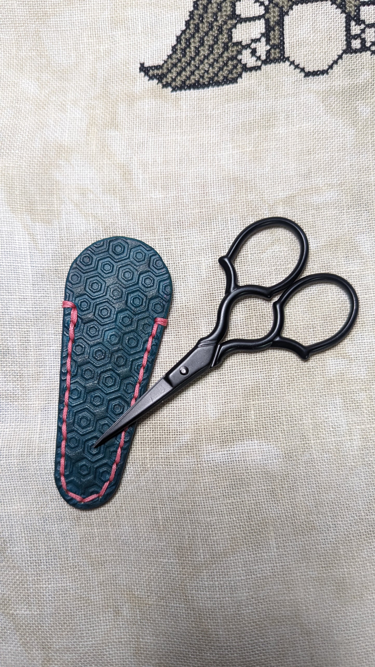 Hex Scissor Sheath